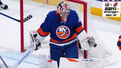 nyi-varlamov-bug-tonight