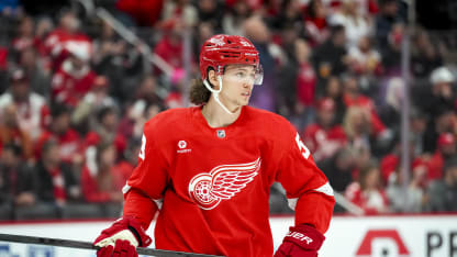 Red Wings: Moritz Seider spricht ueber seine Zukunft