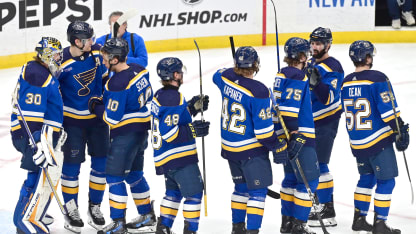 Contundente triunfo de St. Louis Blues mantiene sus esperanzas de playoffs