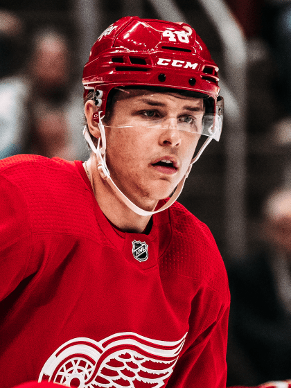 Red Wings recall Jonatan Berggren from Grand Rapids